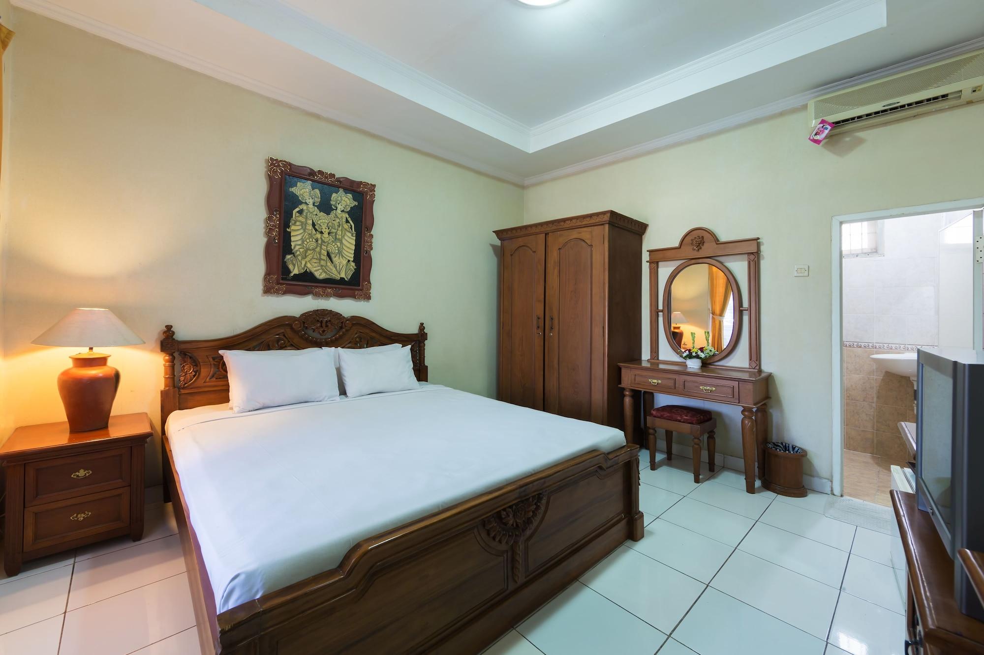 Oyo 3134 Puri Tamu Hotel Jimbaran Esterno foto
