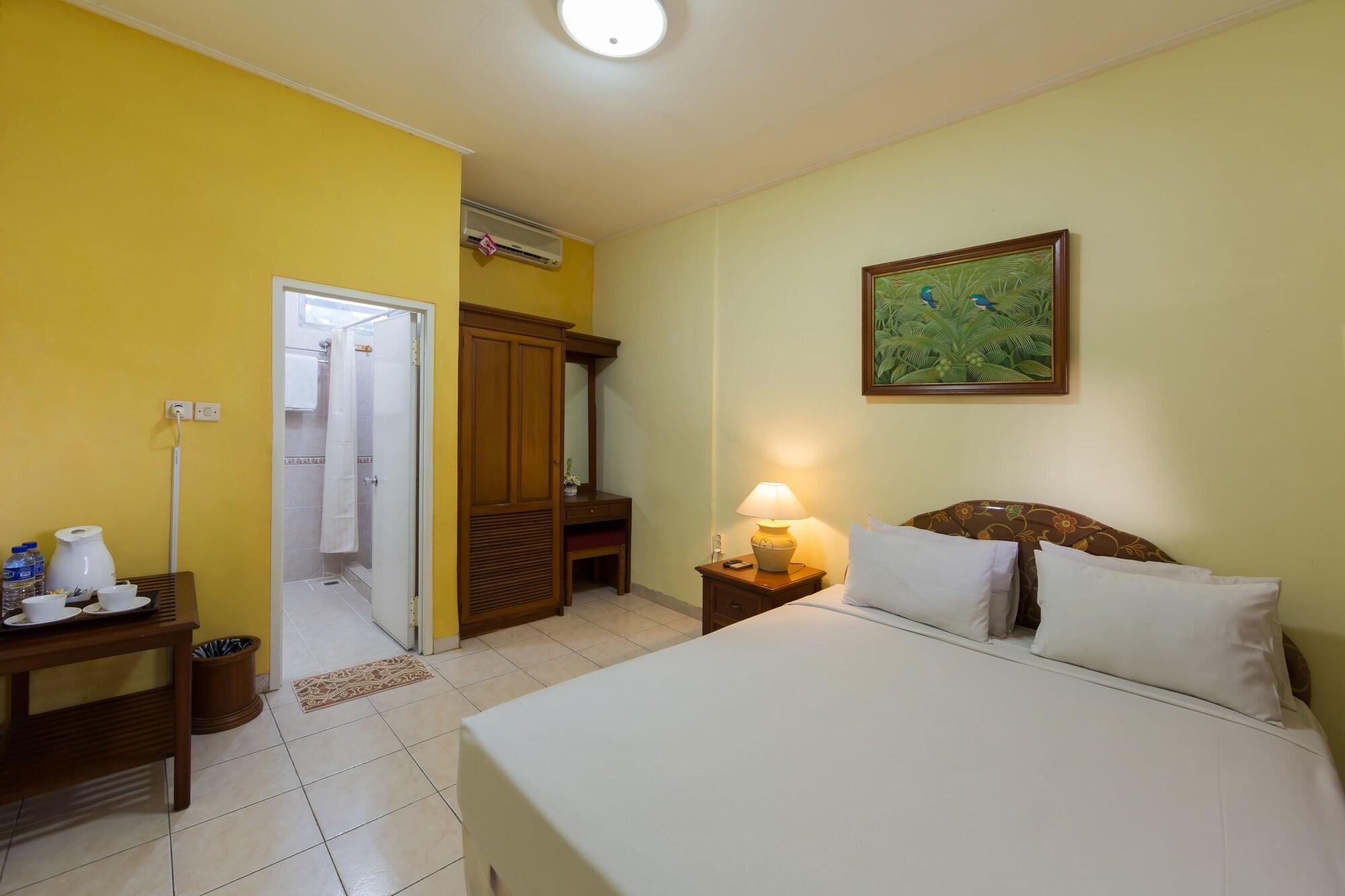 Oyo 3134 Puri Tamu Hotel Jimbaran Esterno foto