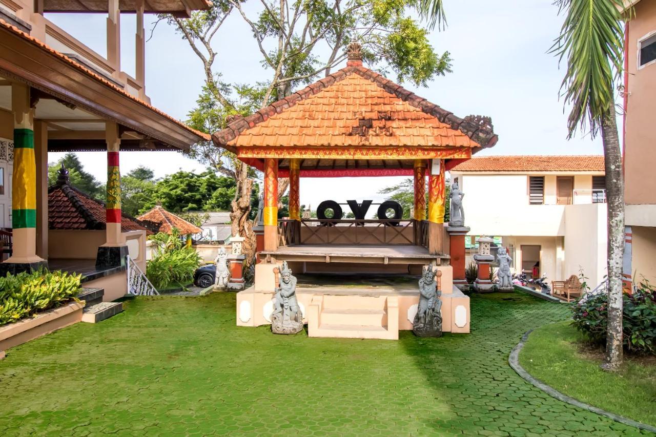Oyo 3134 Puri Tamu Hotel Jimbaran Esterno foto