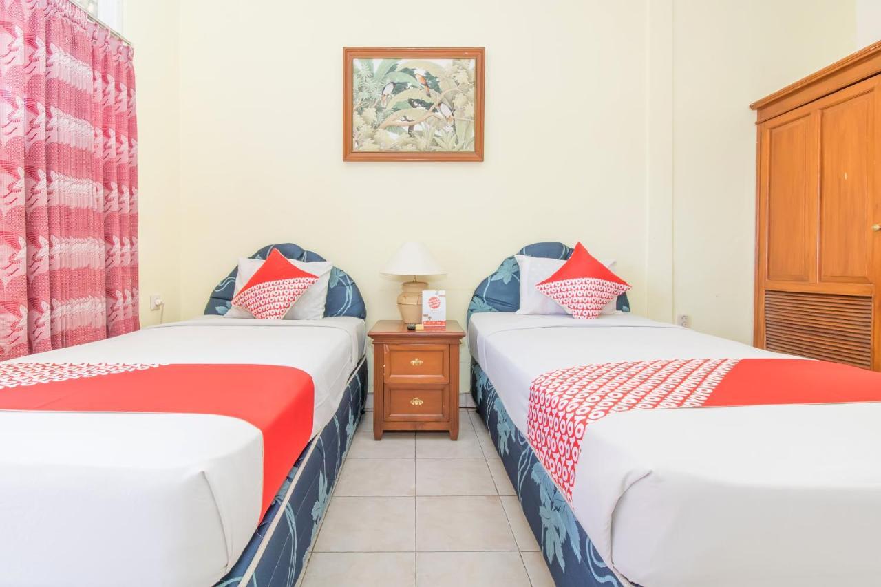 Oyo 3134 Puri Tamu Hotel Jimbaran Esterno foto