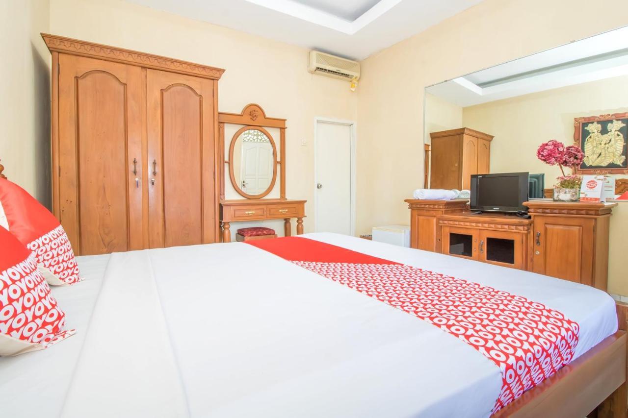 Oyo 3134 Puri Tamu Hotel Jimbaran Esterno foto