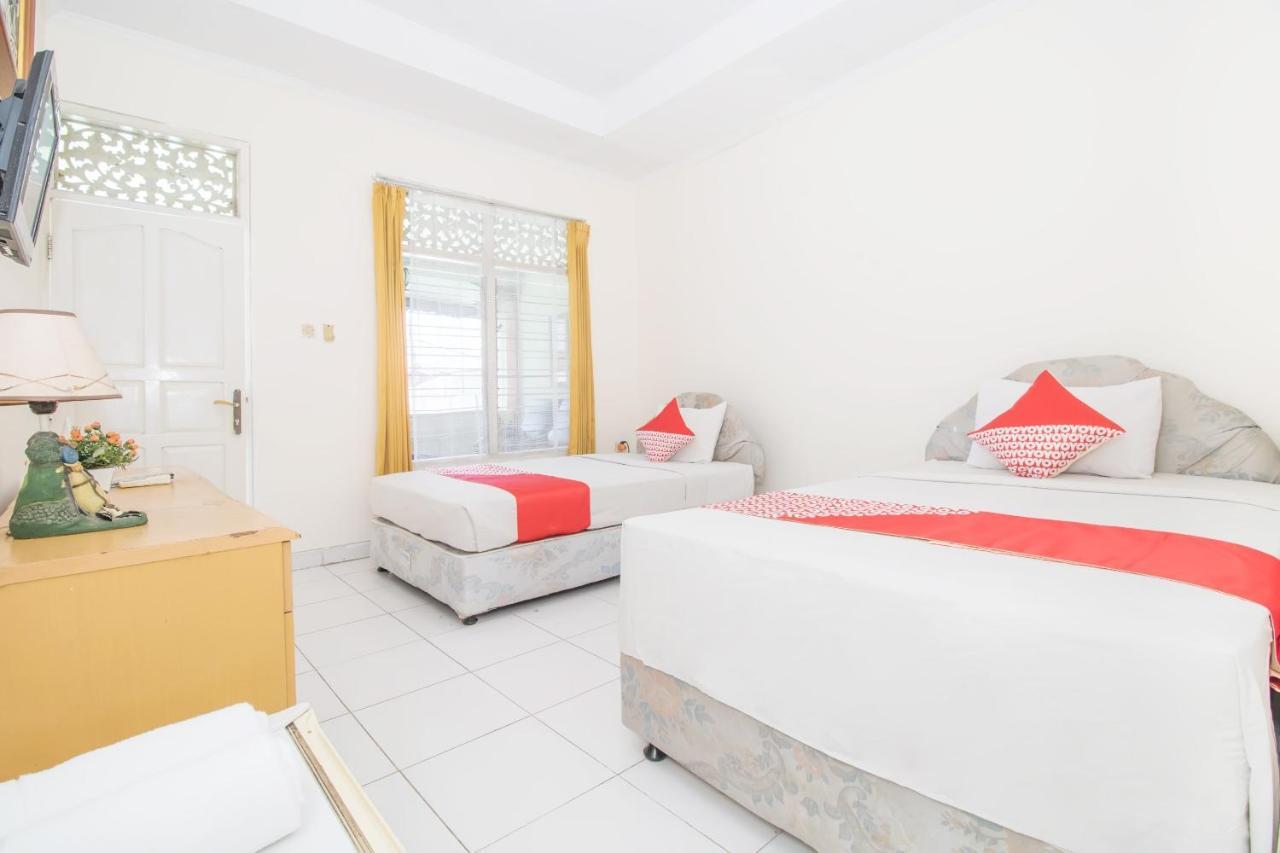 Oyo 3134 Puri Tamu Hotel Jimbaran Esterno foto